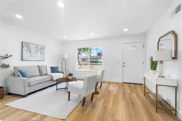 Irvine, CA 92604,14871 Pinehaven Road