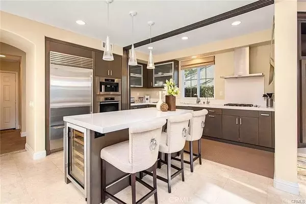 Irvine, CA 92602,32 Walnut Creek