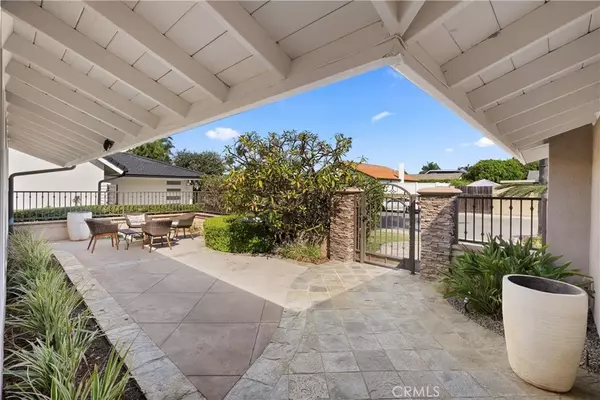 Huntington Beach, CA 92646,9882 Cornerbrook Drive