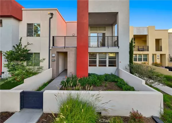 284 Harringay, Irvine, CA 92618