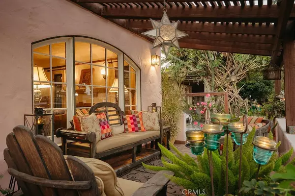 Fullerton, CA 92832,331 W Whiting Ave