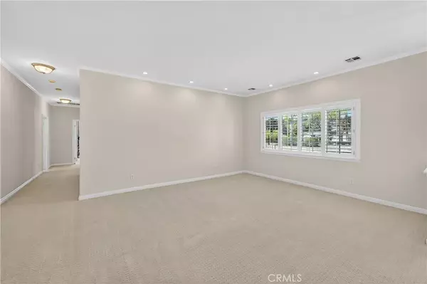 North Tustin, CA 92705,18572 Fairhaven Ave