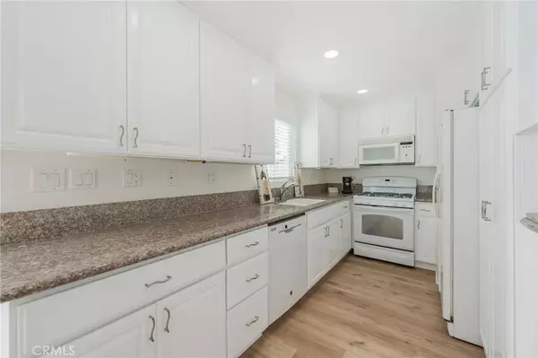 Huntington Beach, CA 92646,9667 Durham