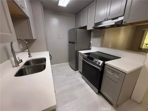 Santa Ana, CA 92704,1040 W MacArthur Boulevard #51