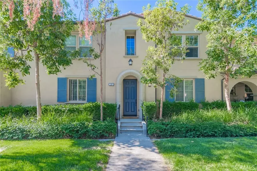 109 Silverado, Irvine, CA 92618