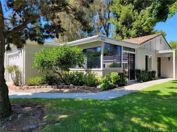 Laguna Woods, CA 92637,3230 Via Carrizo #D