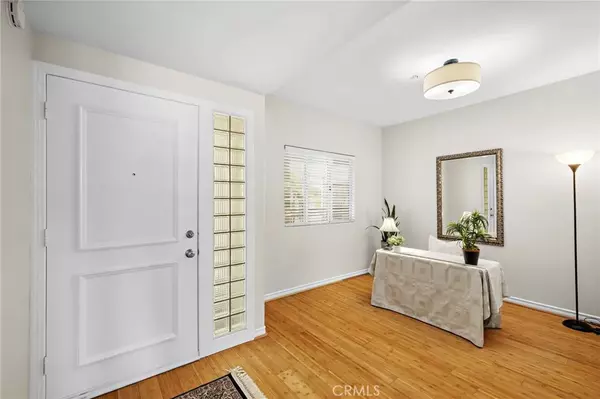 Irvine, CA 92612,2243 Martin Street #310