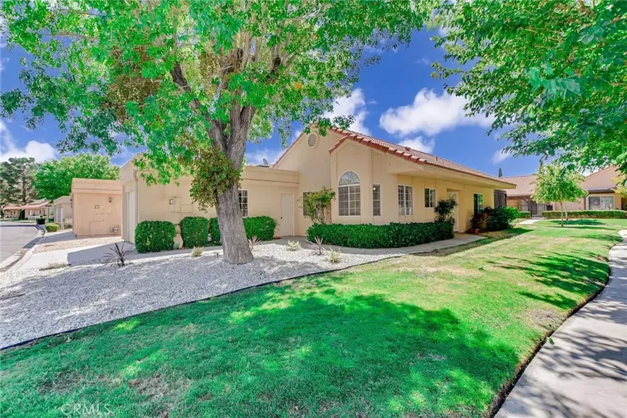 19039 Frances Street, Apple Valley, CA 92308