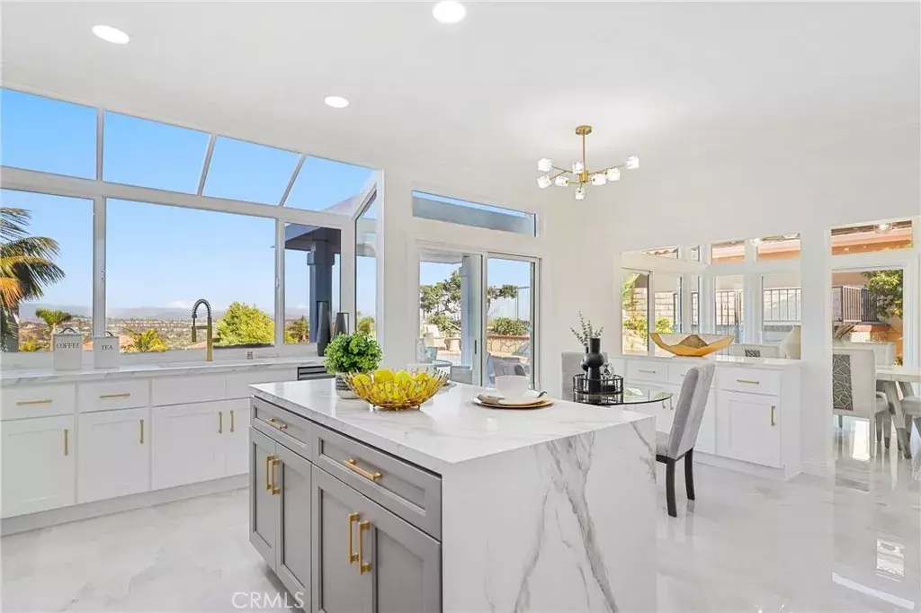 Laguna Niguel, CA 92677,30352 Anamonte