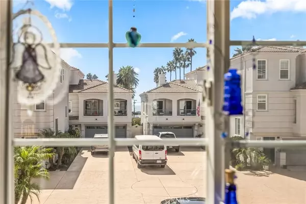 Oceanside, CA 92054,701 N Cleveland Street