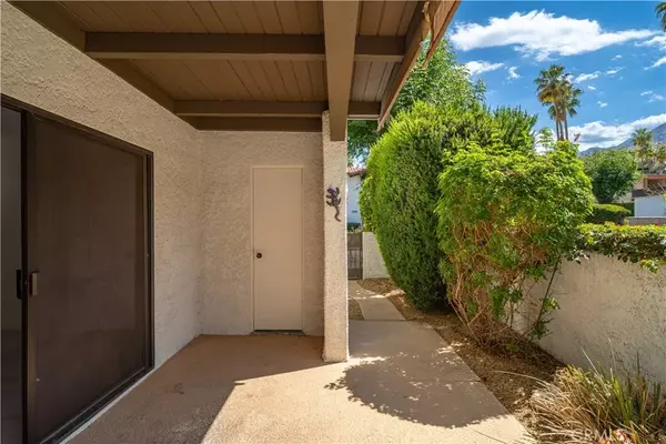 Palm Springs, CA 92264,2240 Palm Canyon Dr #20