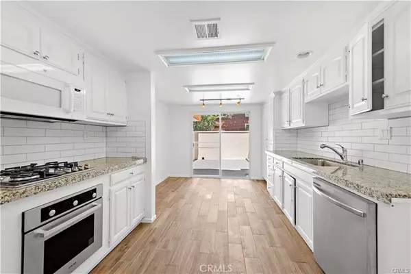 Laguna Beach, CA 92651,1587 Catalina