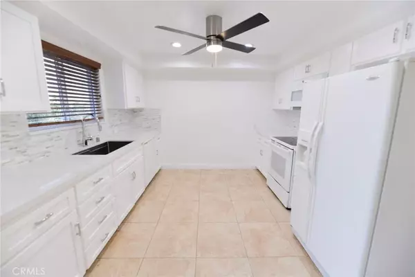 San Clemente, CA 92672,251 Avenida Madrid #1