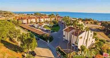 23922 De Ville Way #C, Malibu, CA 90265