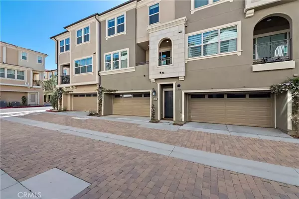 420 Coyote Pass, Lake Forest, CA 92610