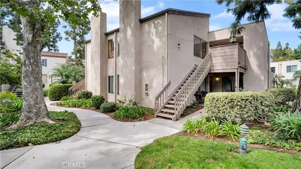 Santa Ana, CA 92701,1300 Cabrillo Park Dr #F