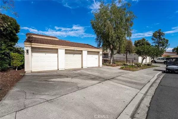 Laguna Woods, CA 92637,3413 Punta Alta #B