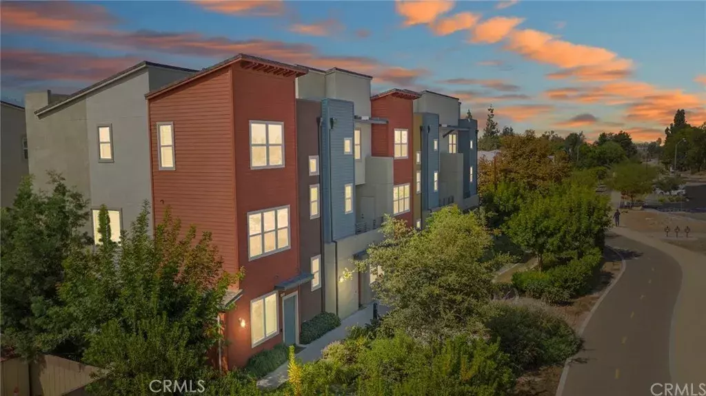 152 N Orange Avenue, Brea, CA 92821