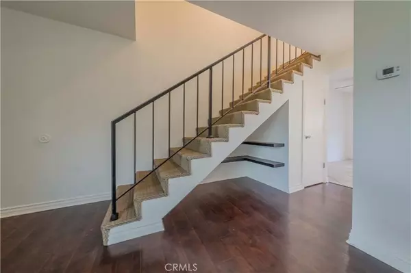 Anaheim, CA 92807,1726 N Oak Knoll North #D