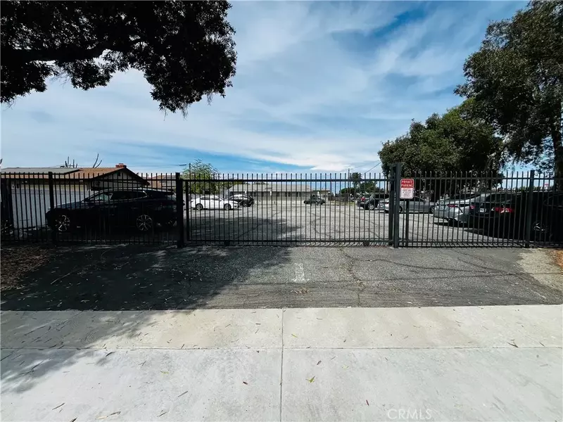 1301 W I, Wilmington, CA 90744