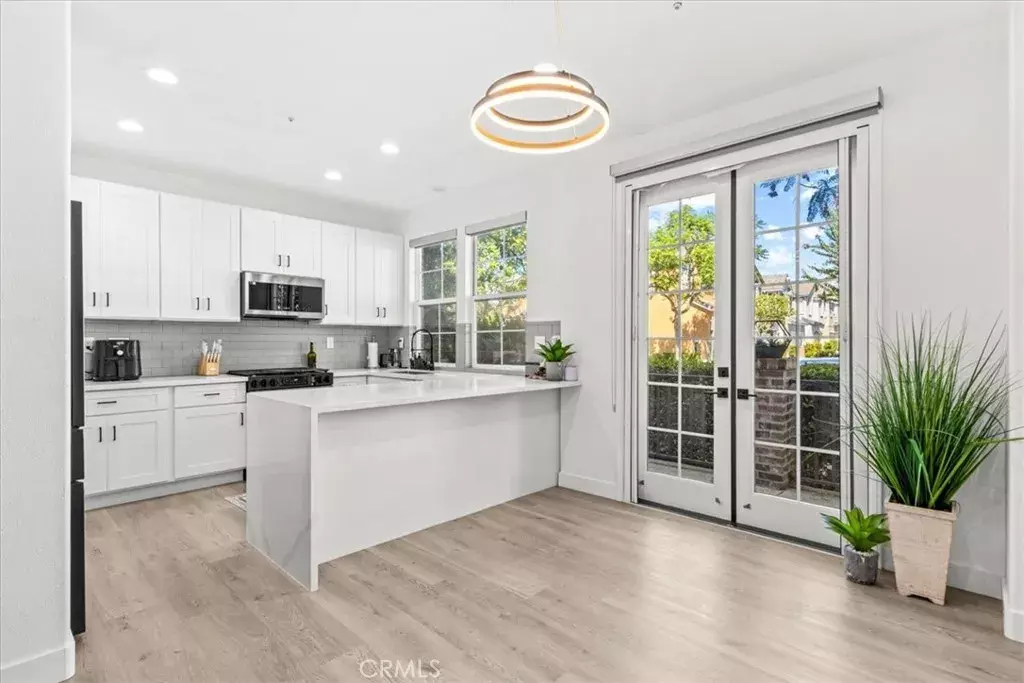 Ladera Ranch, CA 92660,28 Albany #77