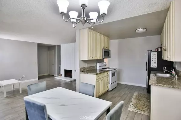 Diamond Bar, CA 91765,23601 Golden Springs