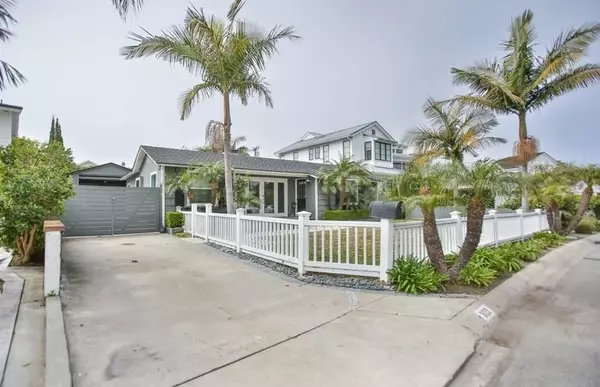 Newport Beach, CA 92663,309 Kings