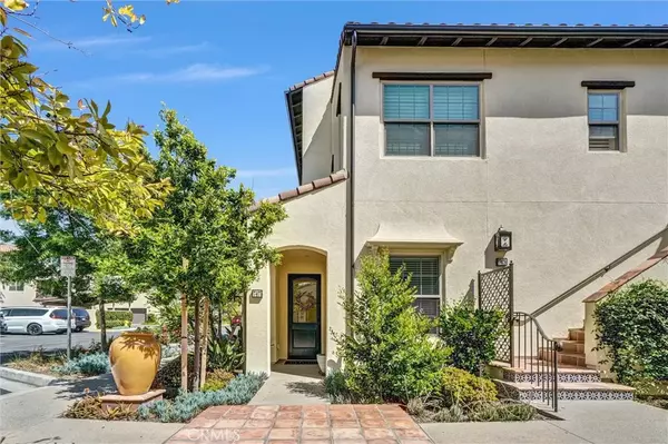 Irvine, CA 92618,747 Spring Garden