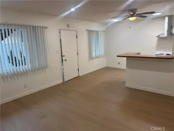 Long Beach, CA 90804,1041 Bennett