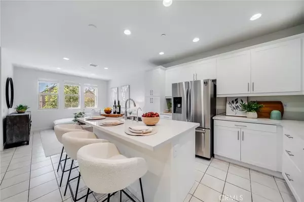 Lake Forest, CA 92610,105 High Meadow