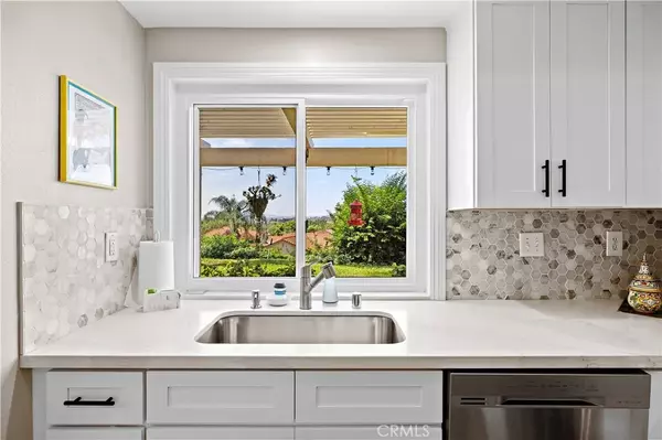 Mission Viejo, CA 92692,27798 ESPINOZA