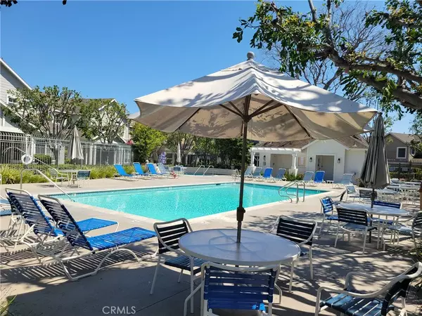 Aliso Viejo, CA 92656,3 Picket