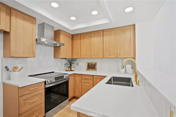 Mission Viejo, CA 92692,21722 Fairbrook #45