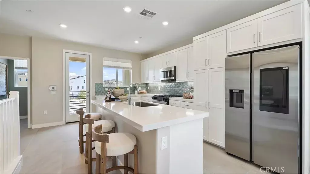 Valencia, CA 91381,26844 Sonnet Place