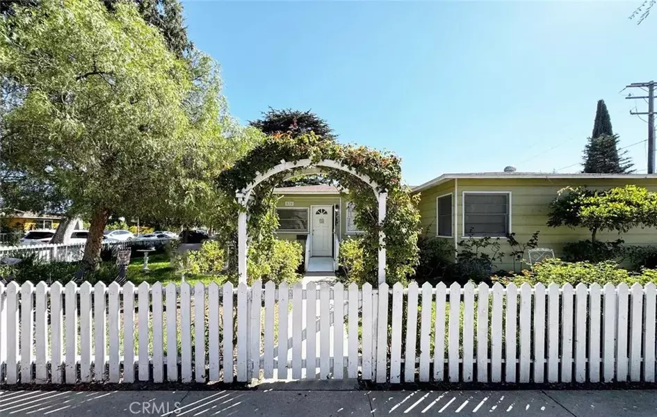 526 W Water Street, Anaheim, CA 92805