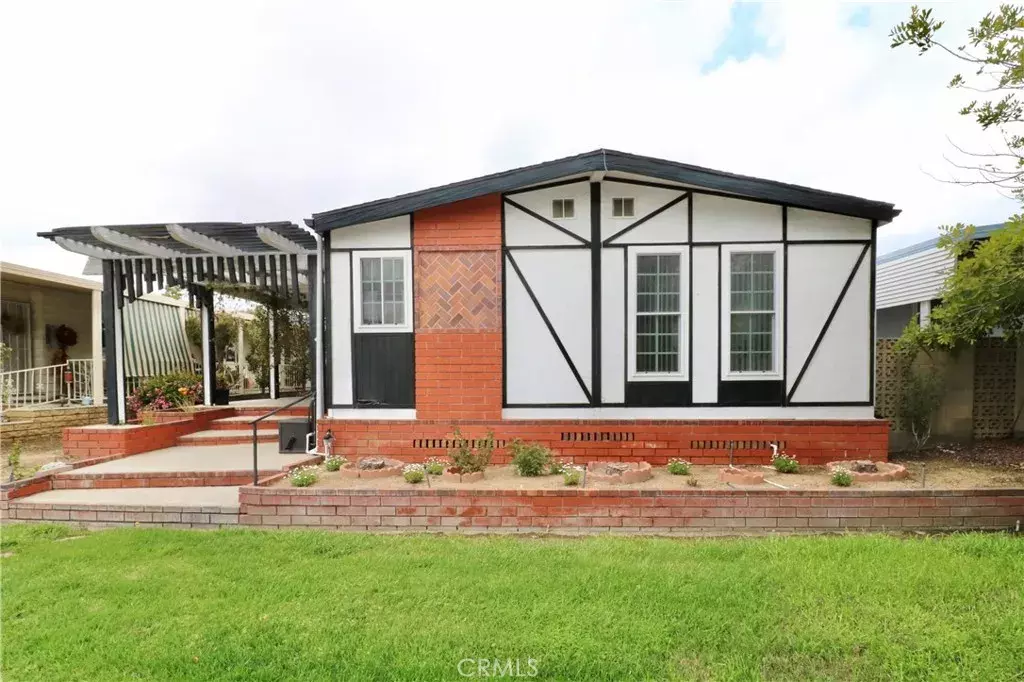 La Mirada, CA 90638,14020 Lake Crest #84