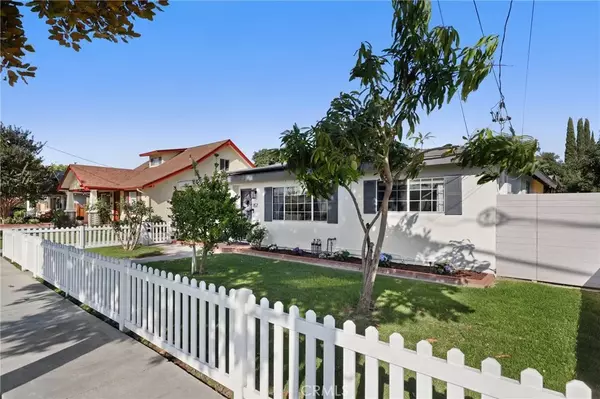 Tustin, CA 92780,157 Pacific Street