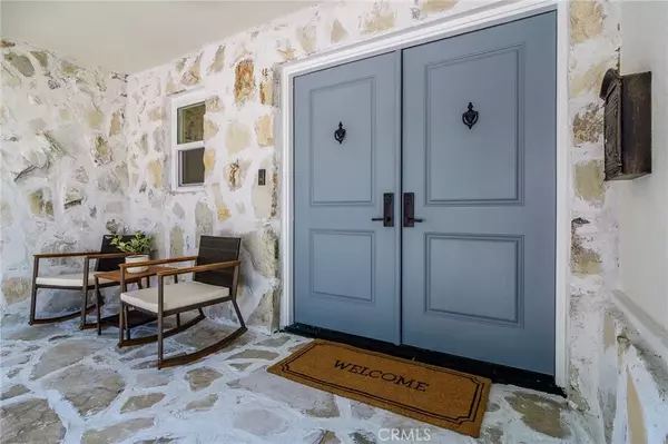 Anaheim Hills, CA 92807,421 S Cedarhaven Way