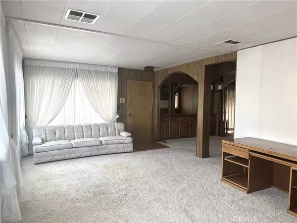 Stanton, CA 90680,11250 Beach Blvd #2