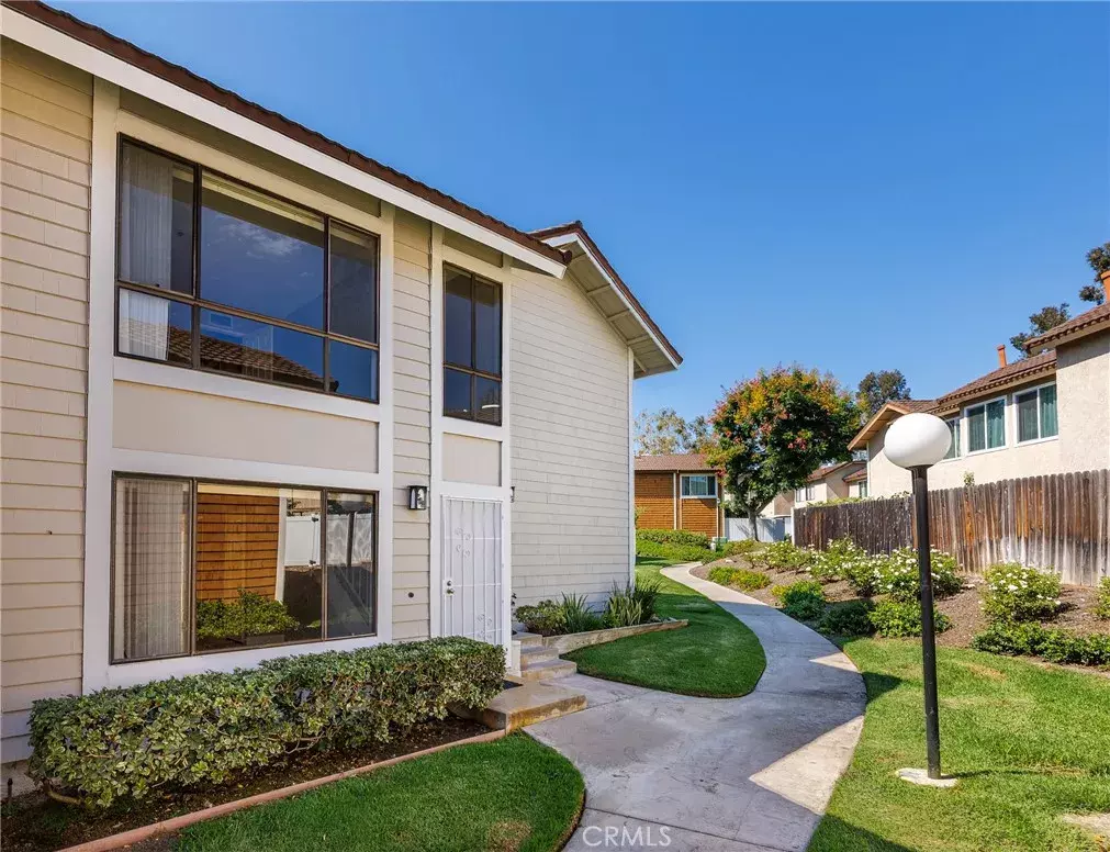 Lake Forest, CA 92630,25885 Trabuco Road #206