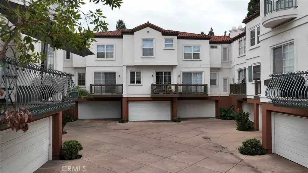 2832 Ballesteros Lane, Tustin, CA 92782