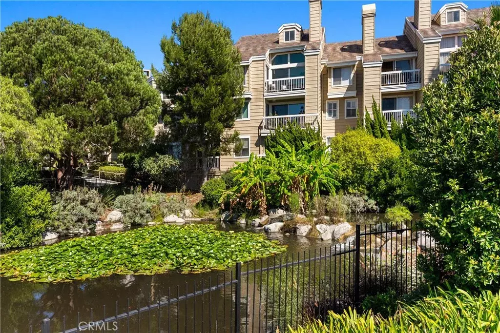 Huntington Beach, CA 92646,20251 Cape Coral Lane #315