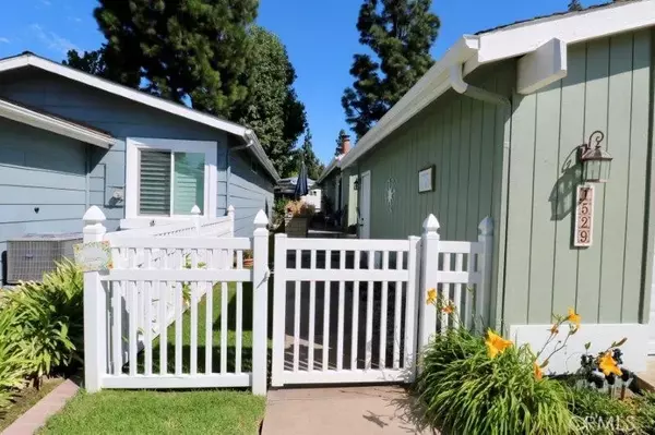 Santa Ana, CA 92705,1529 Canyon Lake #140