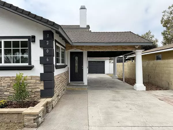 Santa Ana, CA 92707,1206 S Towner Street