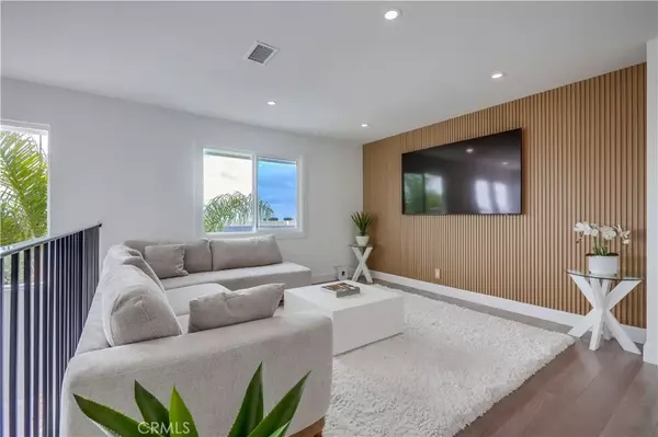 San Clemente, CA 92672,605 E Avenida San Juan
