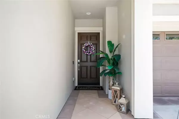 Lake Forest, CA 92630,11 Juniper