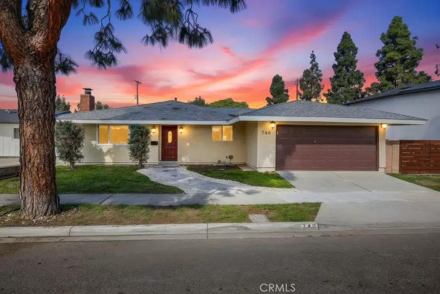 746 Hudson Avenue, Costa Mesa, CA 92626
