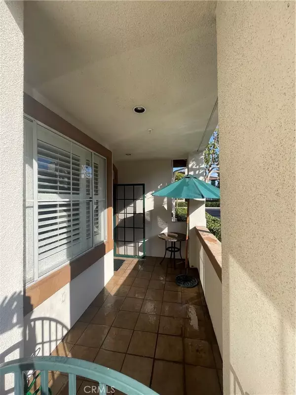 Irvine, CA 92606,1104 Solvay Aisle
