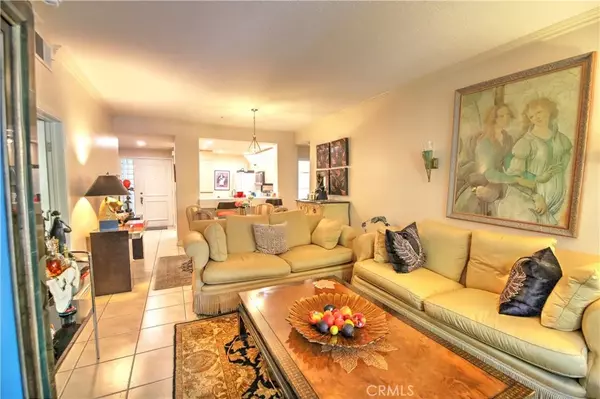 Irvine, CA 92612,2233 Martin #119