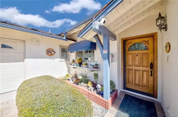 Fullerton, CA 92833,1512 S Lovering